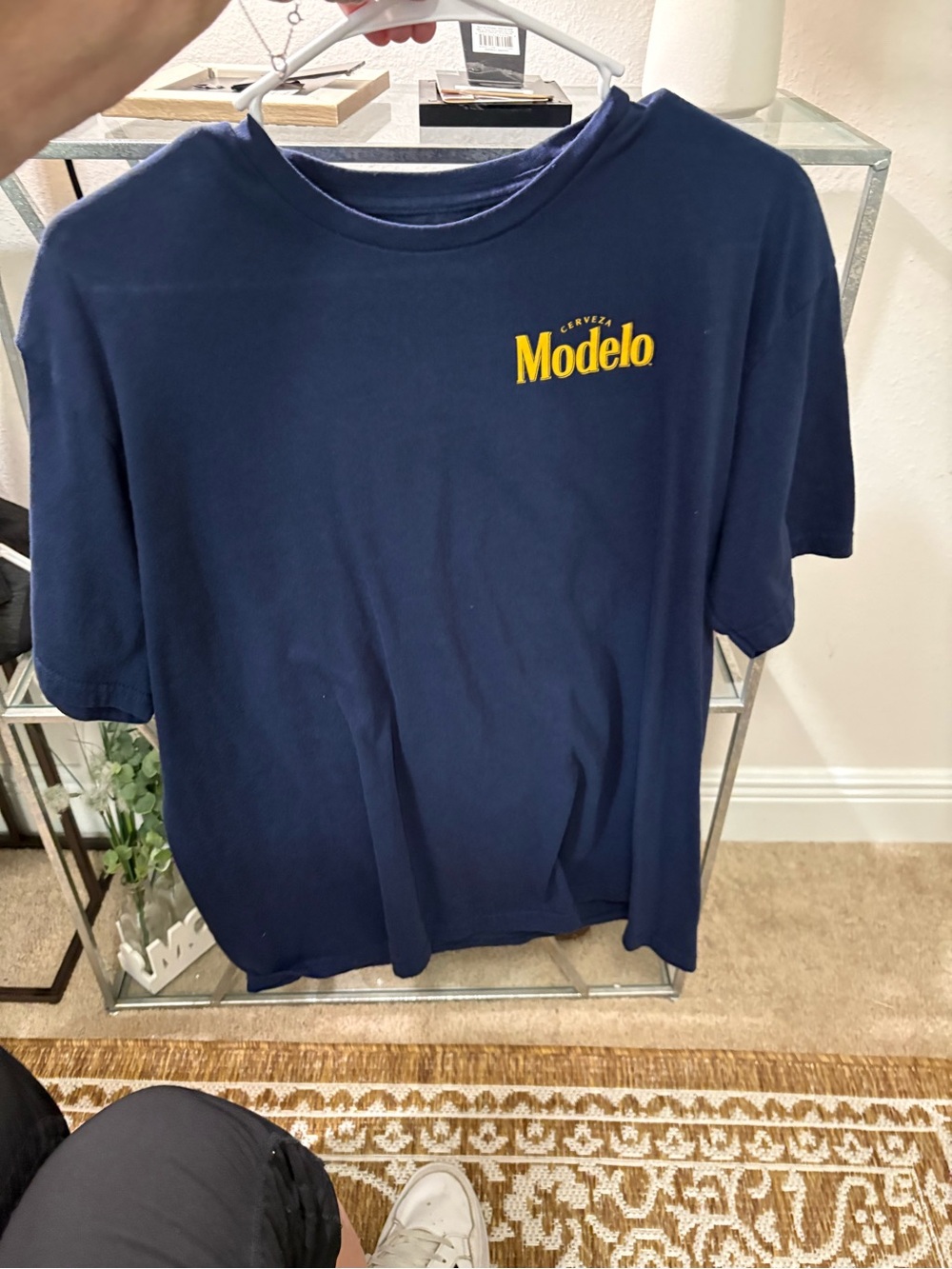 Cerveza MODELO Mens Crewneck Blue Gold T-shirt Logo Graphic Print Beer